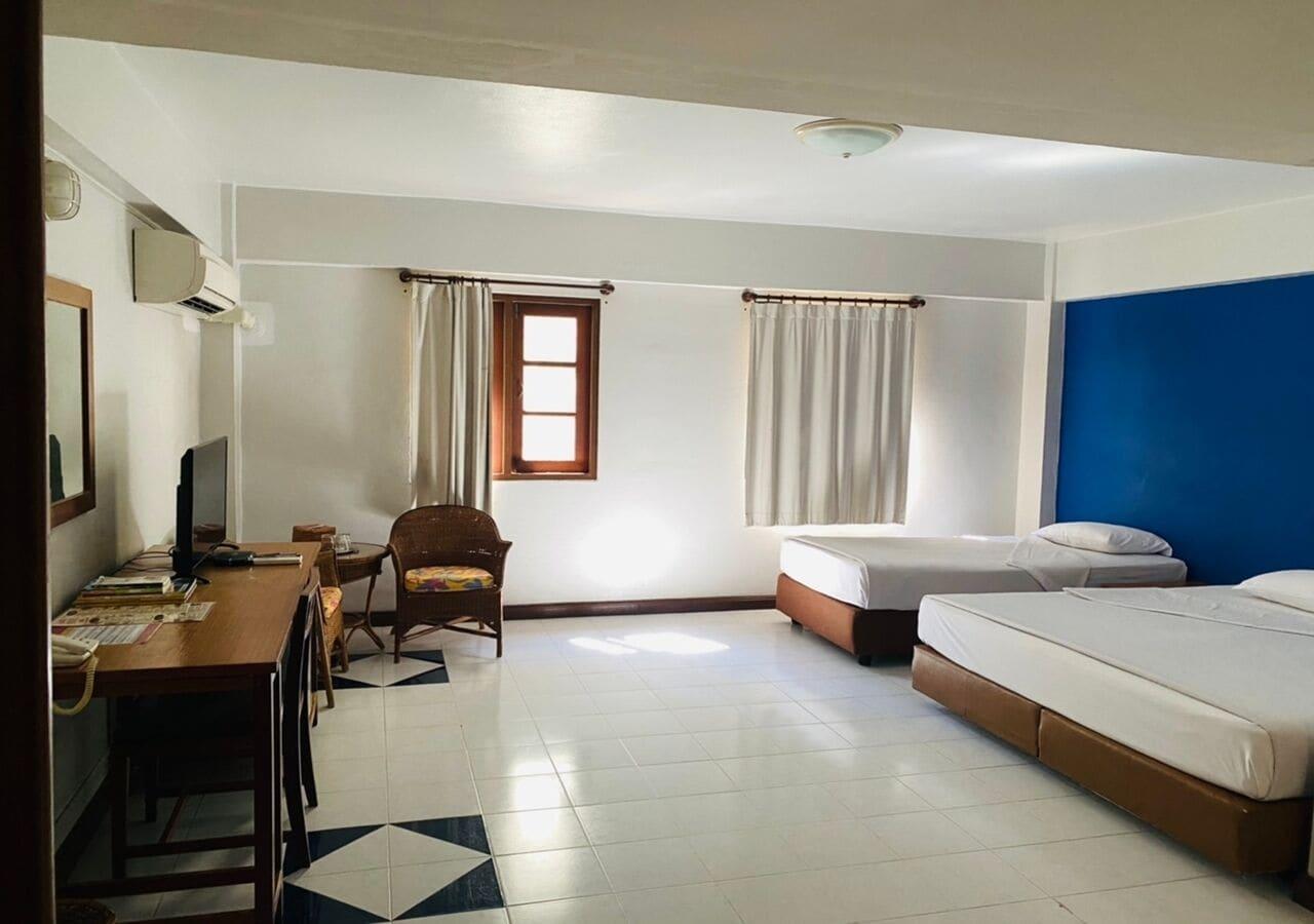 Sun Hotel Phetchaburi Extérieur photo
