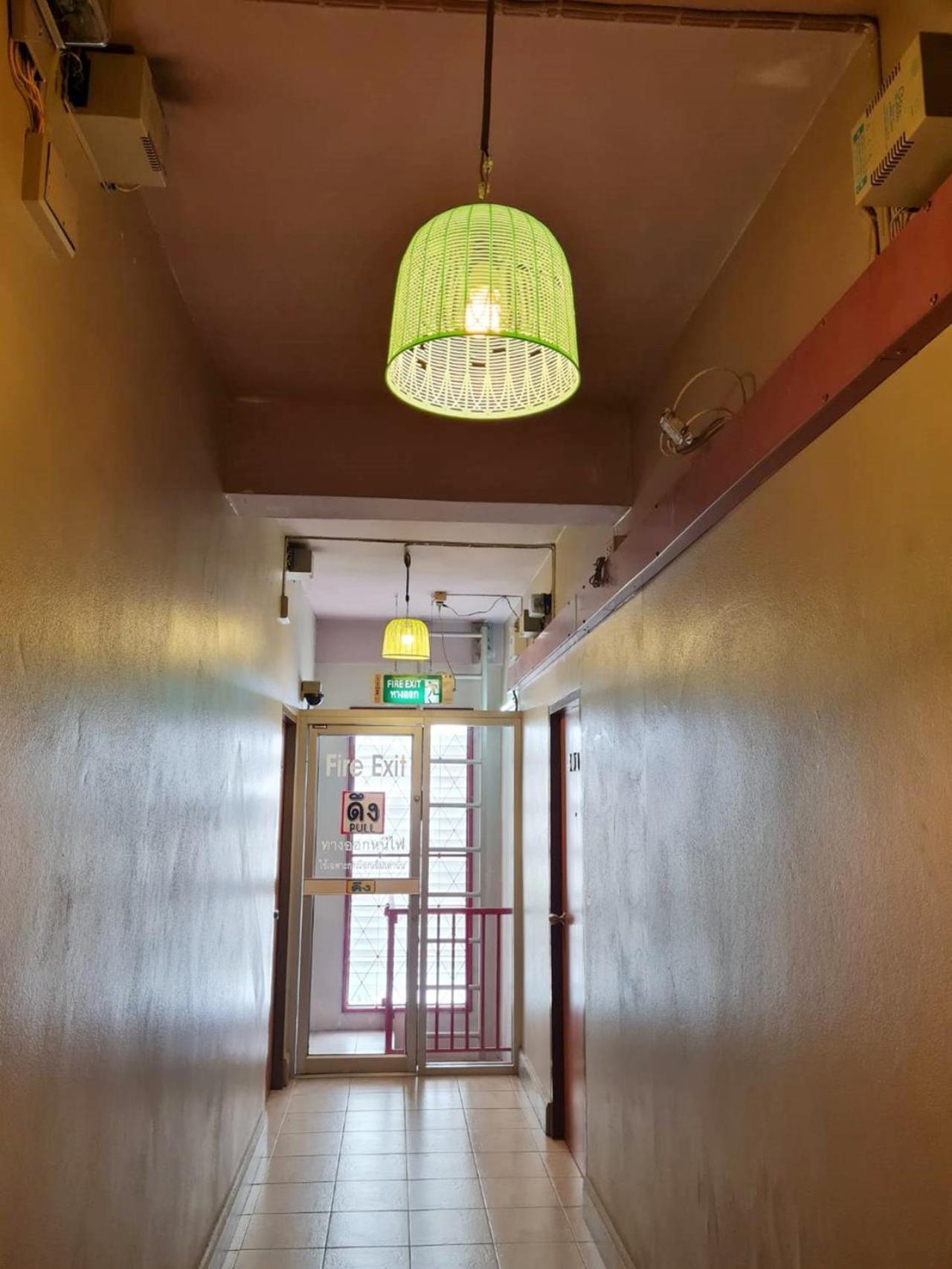 Sun Hotel Phetchaburi Extérieur photo