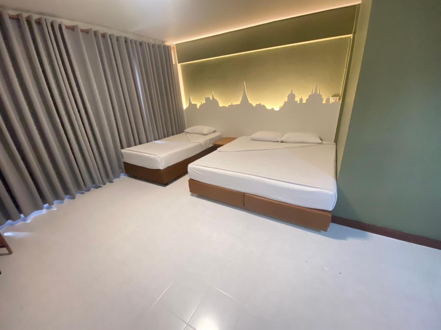 Sun Hotel Phetchaburi Extérieur photo